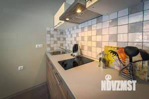 1-к квартира, посуточно, 55м2, 1/1 этаж