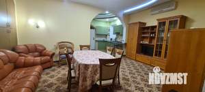 3-к квартира, посуточно, 140м2, 1/3 этаж