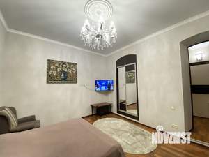 1-к квартира, посуточно, 40м2, 1/2 этаж