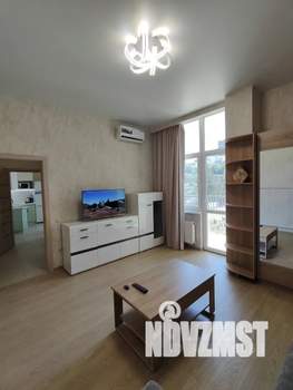 1-к квартира, посуточно, 40м2, 3/8 этаж