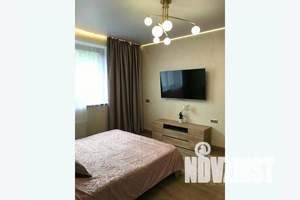 2-к квартира, посуточно, 45м2, 4/16 этаж