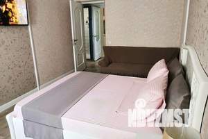 1-к квартира, посуточно, 50м2, 2/9 этаж