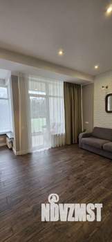 Студия квартира, посуточно, 35м2, 5/18 этаж