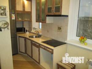 2-к квартира, посуточно, 40м2, 2/4 этаж