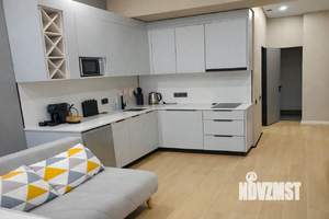 Студия квартира, посуточно, 35м2, 4/8 этаж