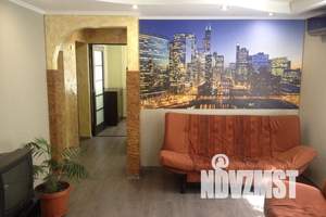 2-к квартира, посуточно, 40м2, 1/2 этаж