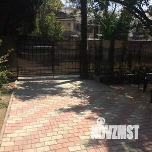 2-к квартира, посуточно, 50м2, 1/2 этаж