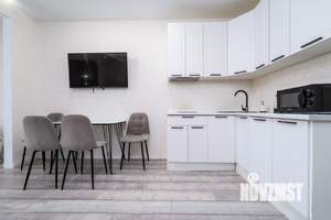 Студия квартира, посуточно, 35м2, 17/18 этаж