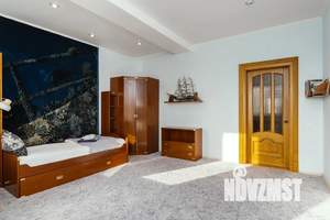 5-к квартира, посуточно, 150м2, 6/8 этаж