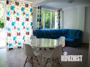 2-к квартира, посуточно, 55м2, 1/2 этаж