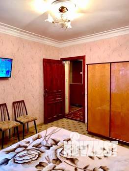 2-к квартира, посуточно, 50м2, 1/5 этаж