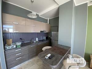 Студия квартира, посуточно, 40м2, 8/12 этаж