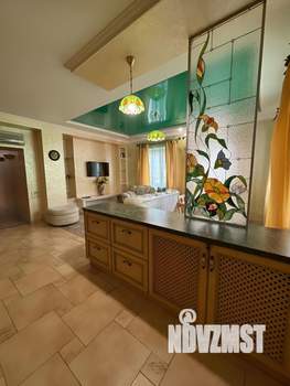 3-к квартира, посуточно, 95м2, 2/2 этаж