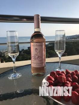 Студия квартира, посуточно, 40м2, 5/9 этаж