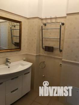 Студия квартира, посуточно, 56м2, 1/8 этаж