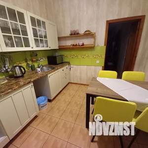 2-к квартира, посуточно, 63м2, 1/2 этаж