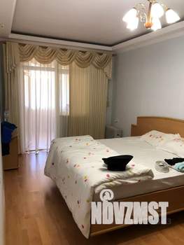 6-к квартира, посуточно, 300м2, 2/2 этаж