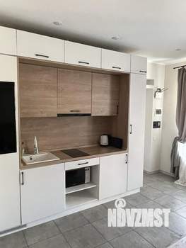 Студия квартира, посуточно, 20м2, 3/3 этаж