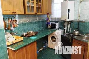 3-к квартира, посуточно, 60м2, 1/2 этаж