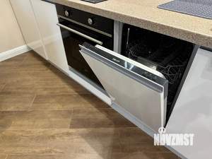 Студия квартира, посуточно, 58м2, 13/19 этаж