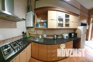 2-к квартира, посуточно, 37м2, 1/1 этаж