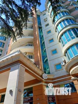 Студия квартира, посуточно, 62м2, 4/10 этаж