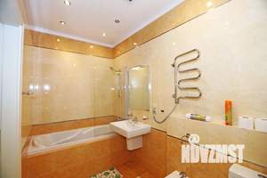 Студия квартира, посуточно, 65м2, 2/19 этаж