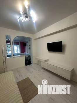 Студия квартира, посуточно, 30м2, 3/3 этаж