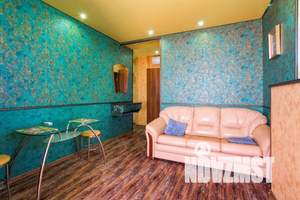 1-к квартира, посуточно, 38м2, 2/6 этаж