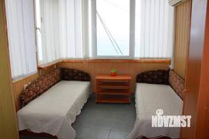 4-к квартира, посуточно, 47м2, 1/1 этаж