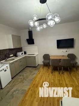 1-к квартира, посуточно, 38м2, 1/3 этаж