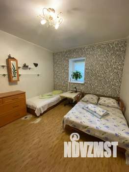 1-к квартира, посуточно, 30м2, 1/2 этаж