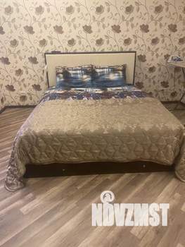 Студия квартира, посуточно, 35м2, 1/2 этаж