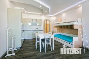 1-к квартира, посуточно, 60м2, 3/7 этаж