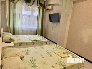 Студия квартира, посуточно, 30м2, 1/7 этаж