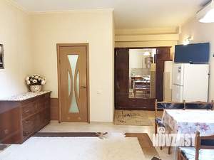 Студия квартира, посуточно, 30м2, 1/3 этаж