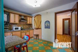 2-к квартира, посуточно, 61м2, 1/2 этаж