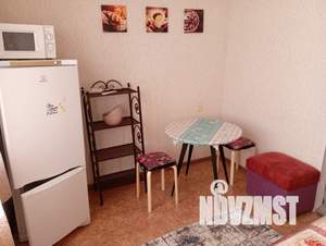 2-к квартира, посуточно, 42м2, 1/1 этаж