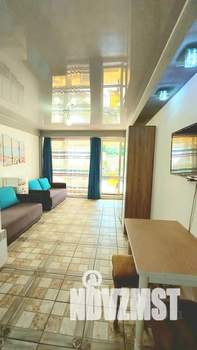 Студия квартира, посуточно, 22м2, 1/6 этаж