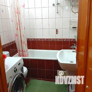 2-к квартира, посуточно, 50м2, 3/3 этаж