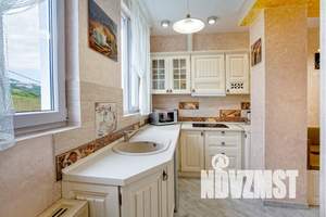 1-к квартира, посуточно, 55м2, 9/10 этаж