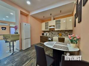 1-к квартира, посуточно, 50м2, 3/7 этаж