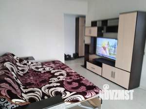 2-к квартира, посуточно, 50м2, 4/4 этаж