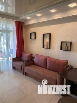 Студия квартира, посуточно, 30м2, 1/5 этаж