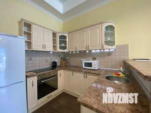 1-к квартира, посуточно, 50м2, 5/10 этаж