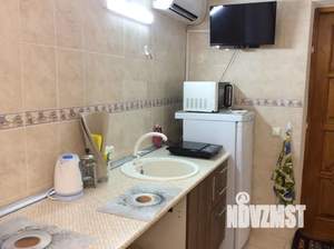 Студия квартира, посуточно, 14м2, 1/2 этаж