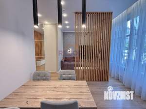 Студия квартира, посуточно, 43м2, 1/8 этаж