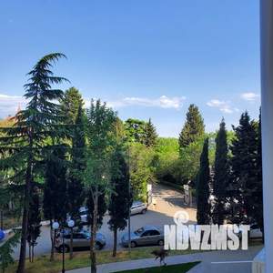 1-к квартира, посуточно, 42м2, 3/8 этаж