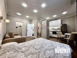 Студия квартира, посуточно, 35м2, 5/8 этаж