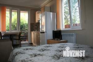 Студия квартира, посуточно, 20м2, 1/2 этаж